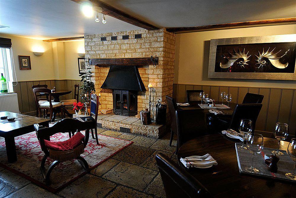Cassington The Chequers Inn מראה חיצוני תמונה