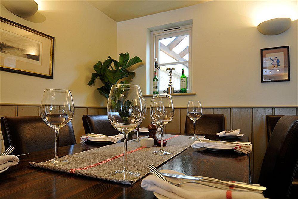 Cassington The Chequers Inn מראה חיצוני תמונה